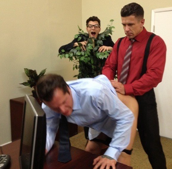 Gay Porn Star TRENTON DUCATI Fucks PARKER LONDON Photobombed Funny