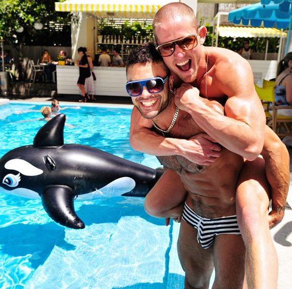 ROGAN RICHARDS Muscle Gay Porn Star and boyfriend Tommy