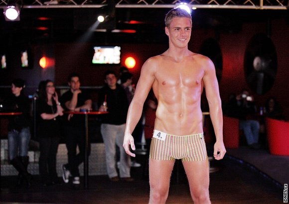 Bel Ami porno modÃ¨le PETER FLEMING a remportÃ© mÃ©trosexuel Roku 2010