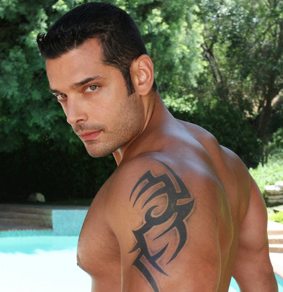 580px x 599px - Introducing MARCUS RUHL The Hunky Latino Gay Porn Star