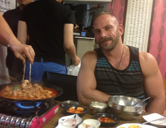 580px x 447px - Samuel Colt Is The First American Porn Star Performs in Korea