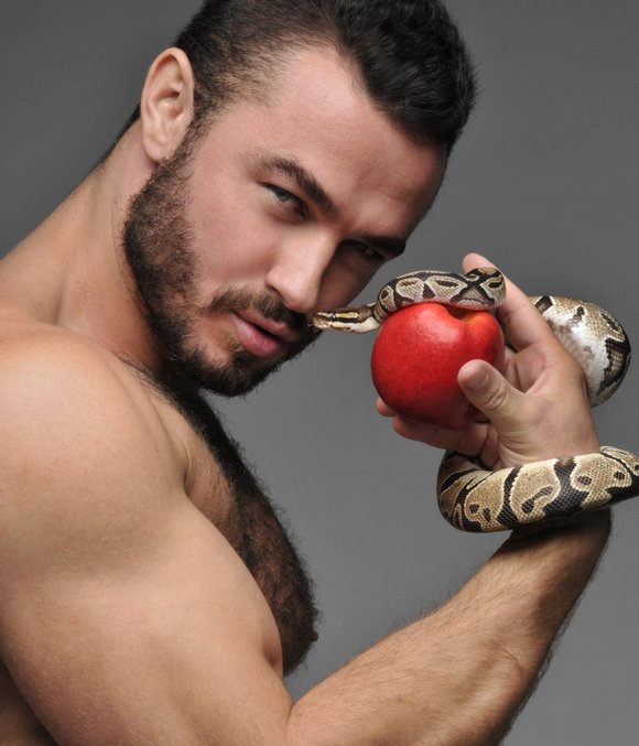 Snake Sexy Porn - Sexy Porn Star Jessy Ares' Nude Photo Shoot With A Snake!