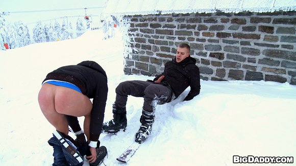 Guys Fucking In Public - Two Daring Guys Fuck In The Middle Of Snow