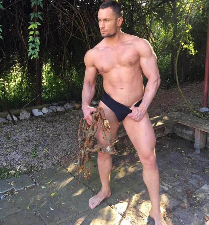 Barefoot Men Porn Stars - Stas Landon: Introducing Hot & Hunky New Gay Porn Model