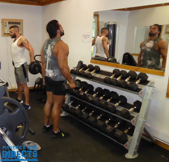 700px x 669px - Big Muscle Pump and Fuck Raw with Steve & Max