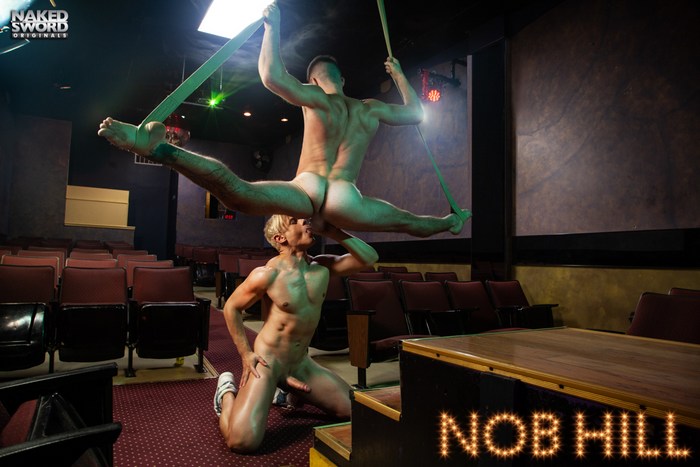 700px x 467px - Acrobatic Sex With Gay Porn Stars Woody Fox & Alam Wernik In ...