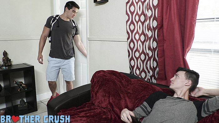 Brother Friend Gay Porn - Axel Kane & Todd Hanes Fuck Kurt Niles In Brother Crush